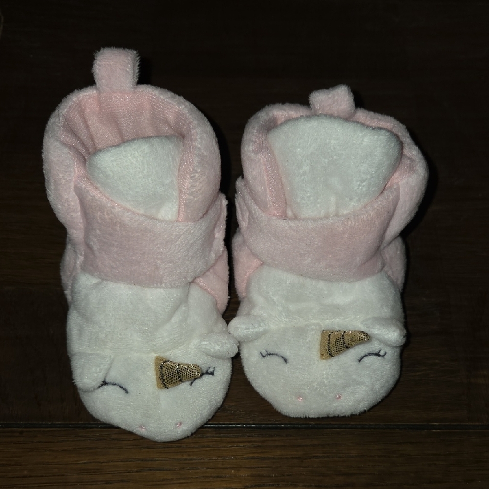 Adorable Pink and White Unicorn Baby Booties